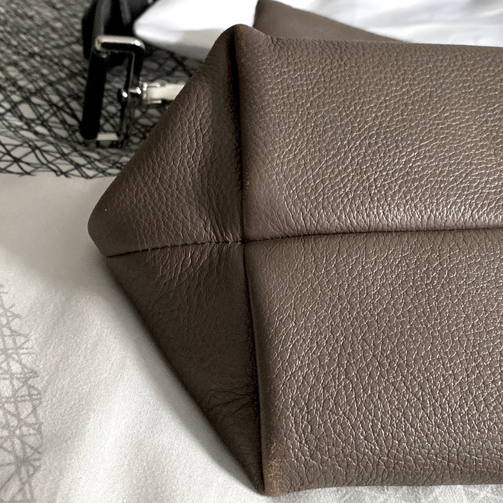 Michael Kors leather shoulder bag - Picture 11 of 11